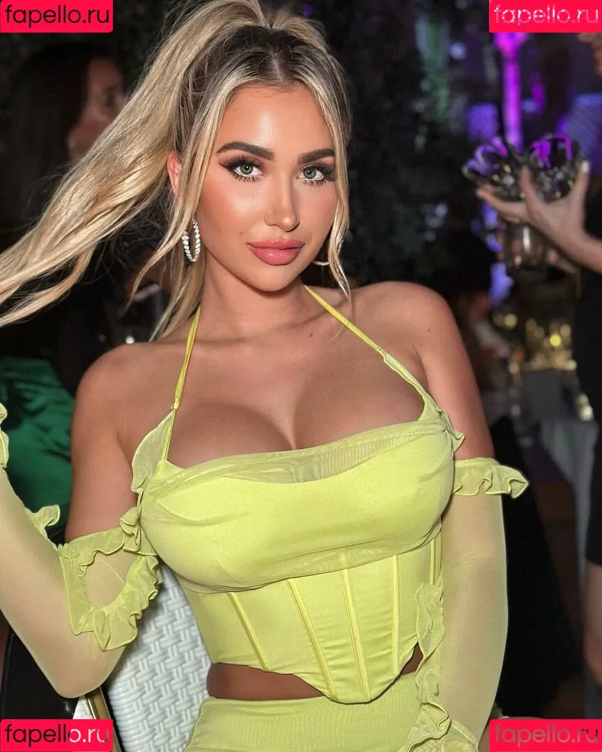 Nikita Sullivan Onlyfans Photo Gallery 
