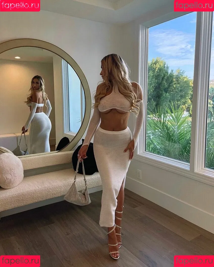 Nikita Sullivan Onlyfans Photo Gallery 