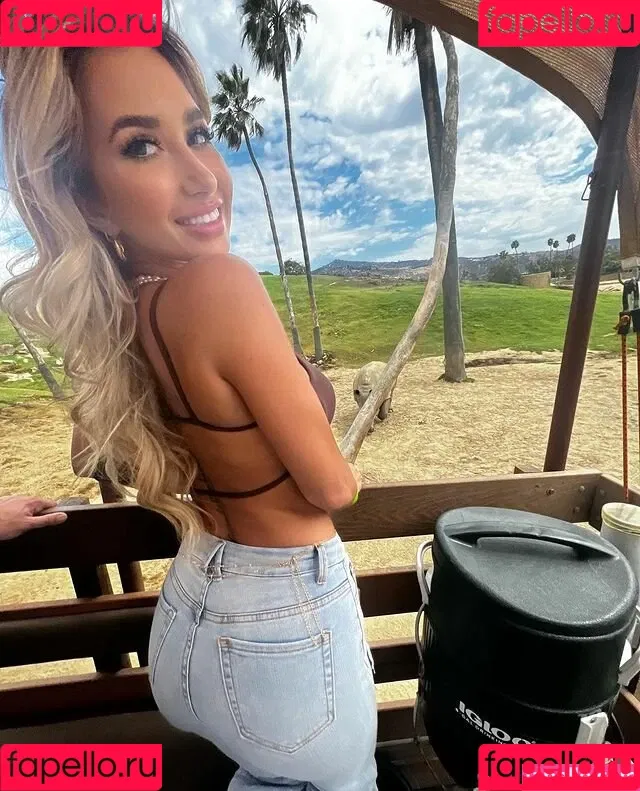 Nikita Sullivan Onlyfans Photo Gallery 
