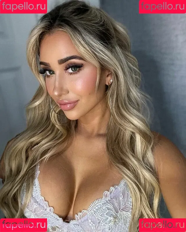 Nikita Sullivan Onlyfans Photo Gallery 