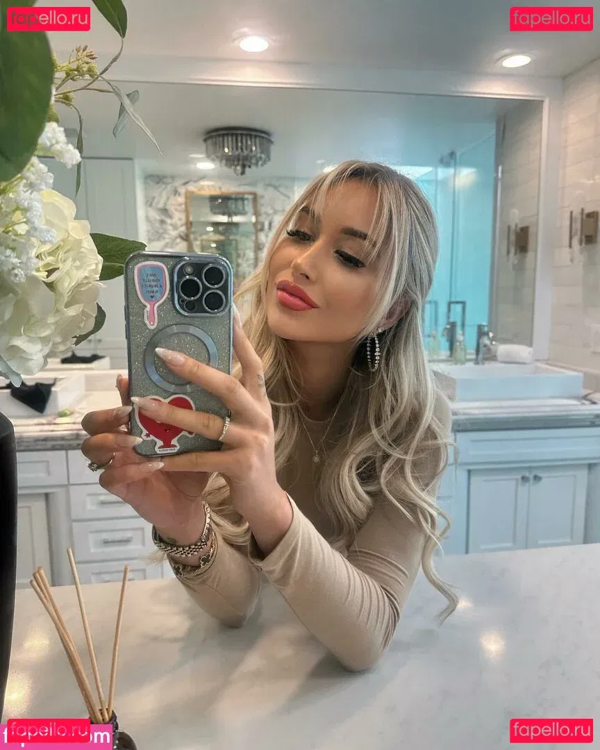 Nikita Sullivan Onlyfans Photo Gallery 