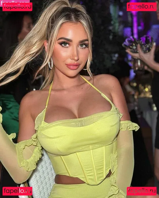 Nikita Sullivan Onlyfans Photo Gallery 