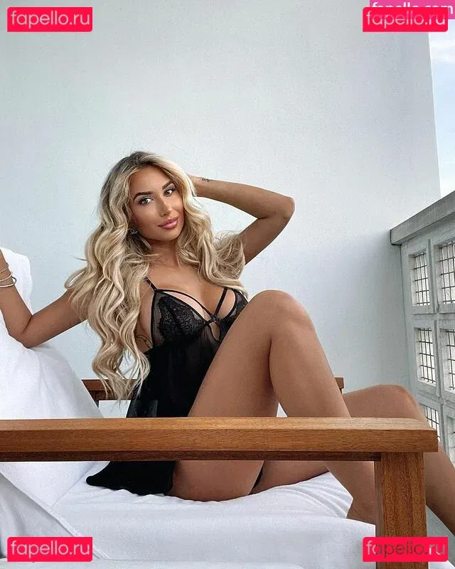 Nikita Sullivan Onlyfans Photo Gallery 