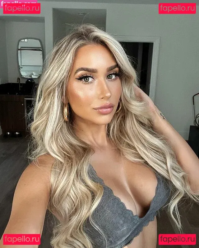 Nikita Sullivan Onlyfans Photo Gallery 