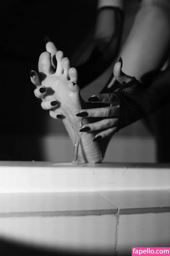 Olyashaa Onlyfans Photo Gallery 