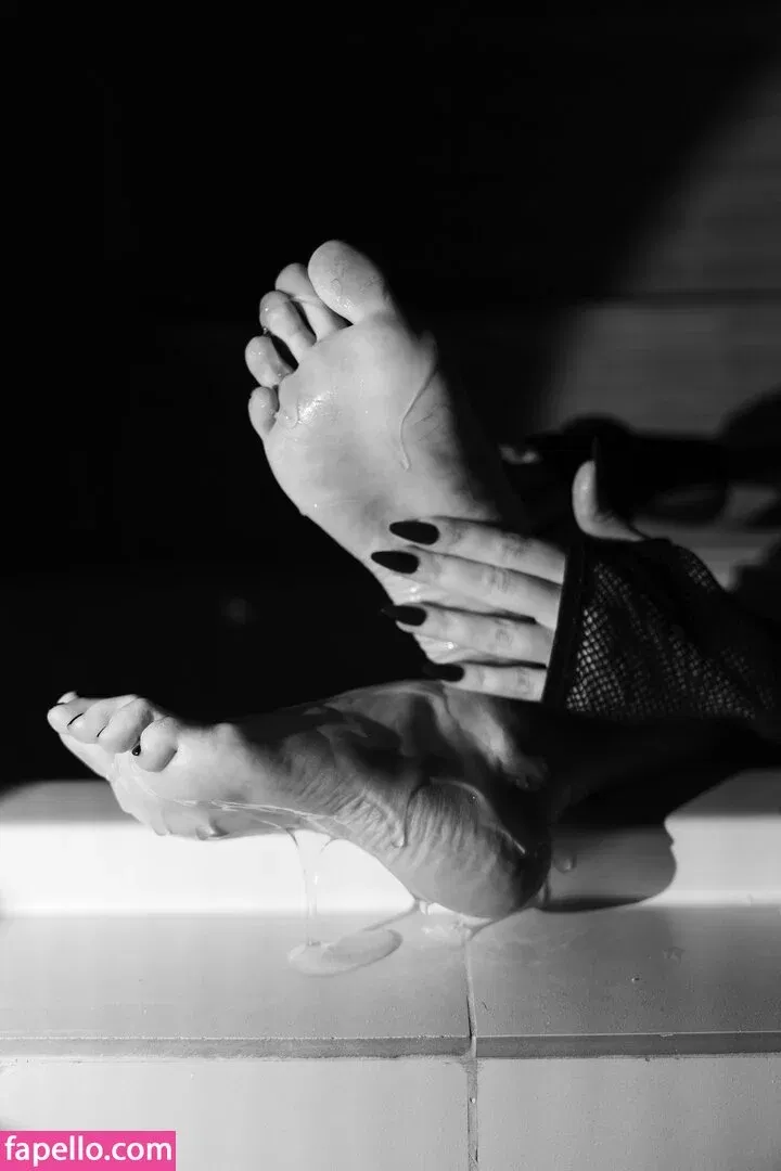 Olyashaa Onlyfans Photo Gallery 