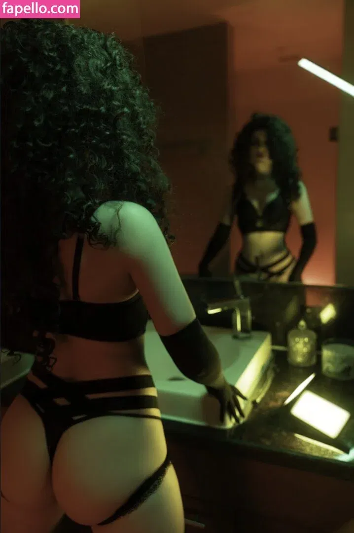 Olyashaa Onlyfans Photo Gallery 