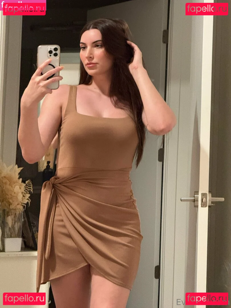 evalord Onlyfans Photo Gallery 