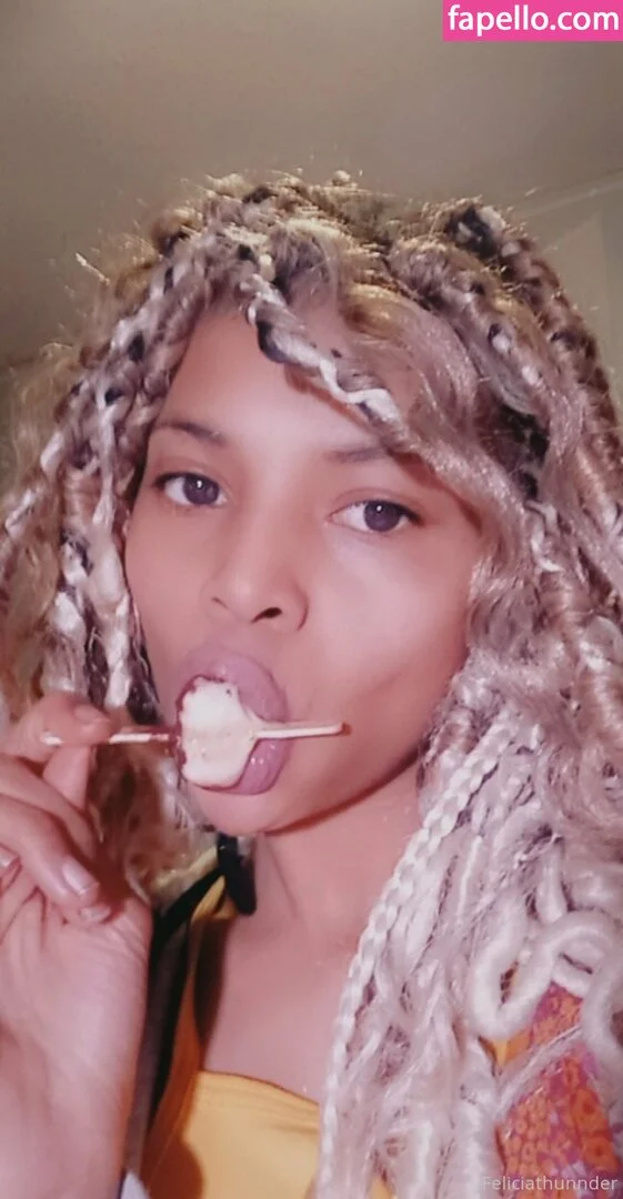 feliciathunnder Onlyfans Photo Gallery 