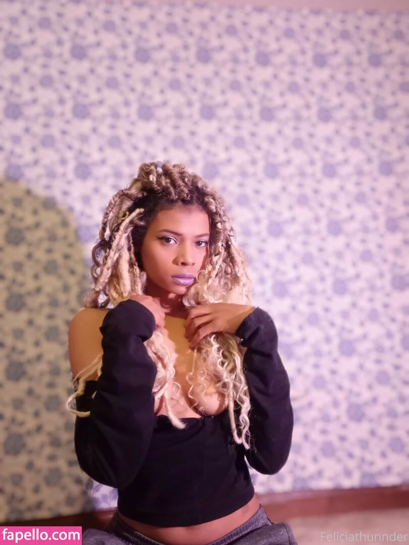 feliciathunnder Onlyfans Photo Gallery 