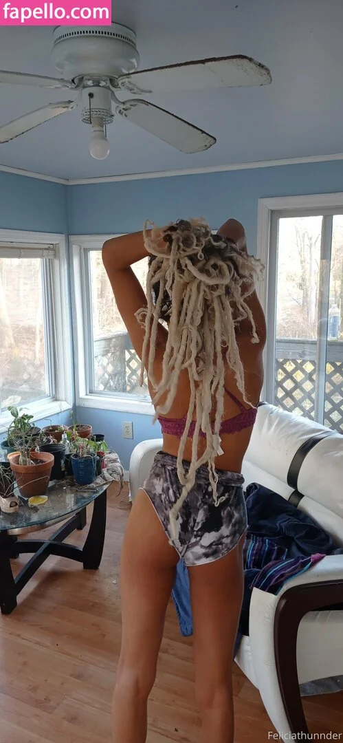 feliciathunnder Onlyfans Photo Gallery 