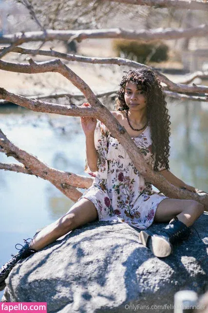 feliciathunnder Onlyfans Photo Gallery 