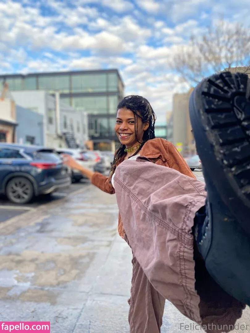 feliciathunnder Onlyfans Photo Gallery 