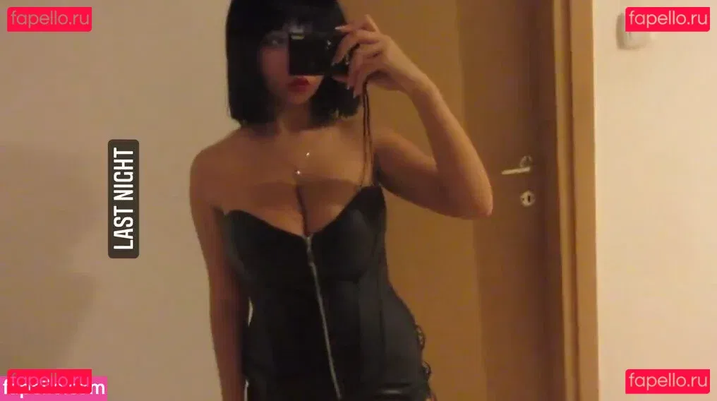 srrymom Onlyfans Photo Gallery 