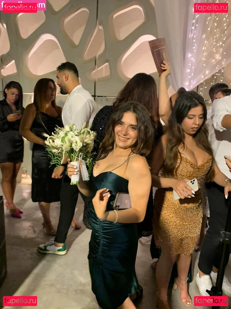 srrymom Onlyfans Photo Gallery 