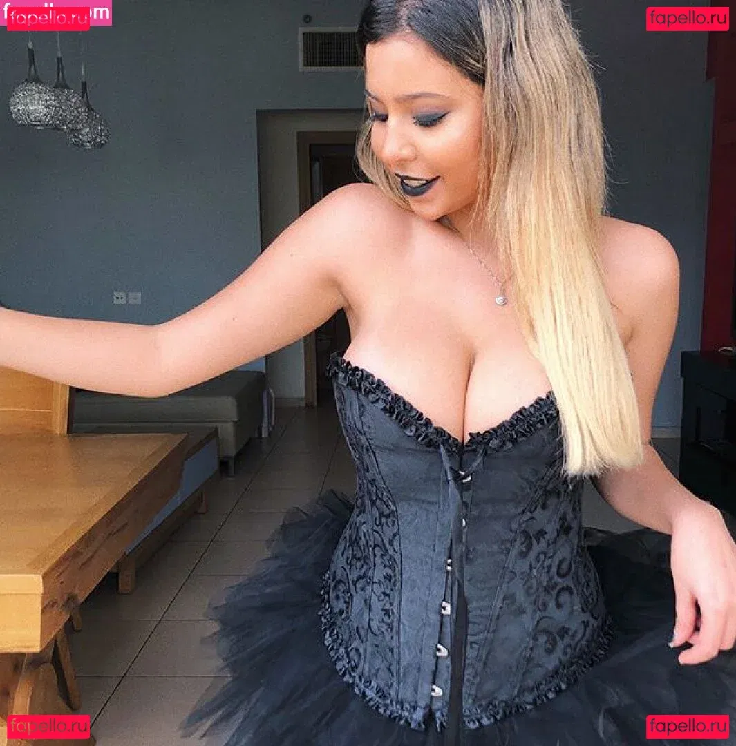 srrymom Onlyfans Photo Gallery 