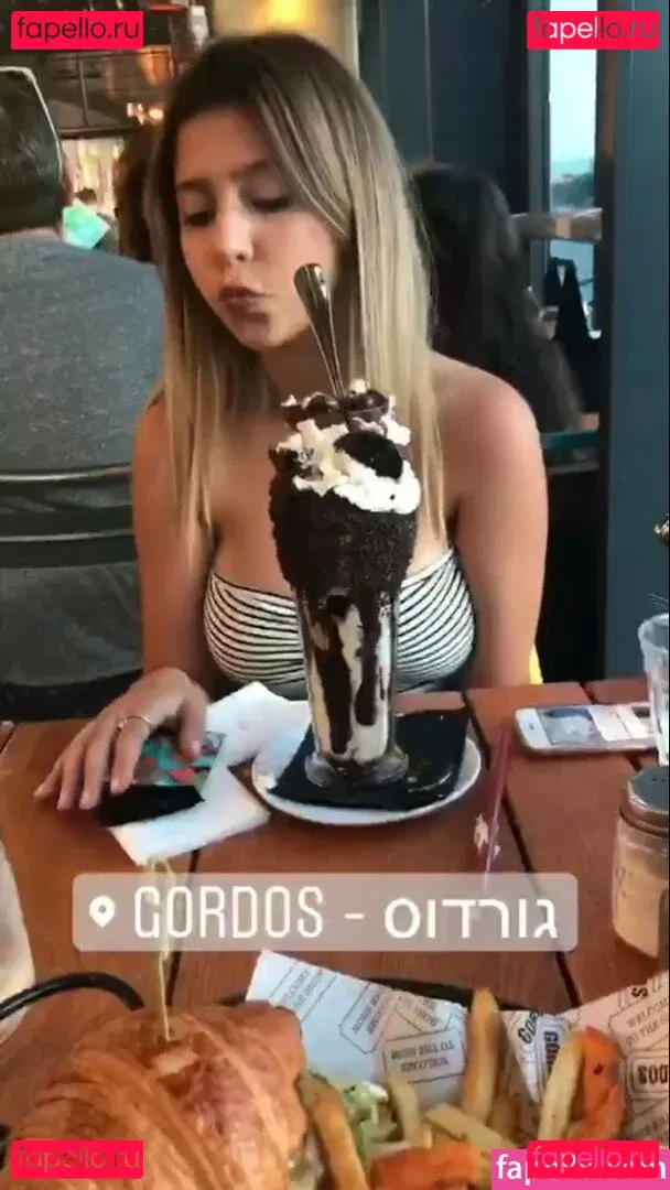 srrymom Onlyfans Photo Gallery 