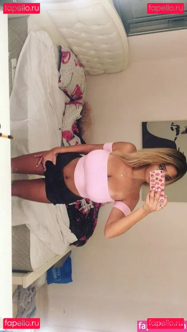 srrymom Onlyfans Photo Gallery 