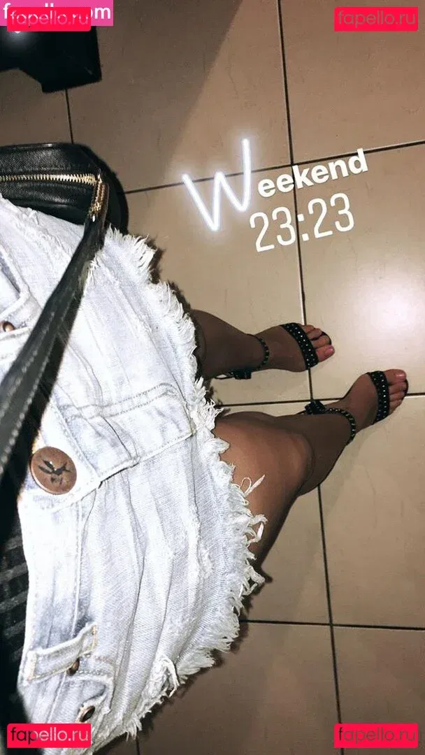 srrymom Onlyfans Photo Gallery 