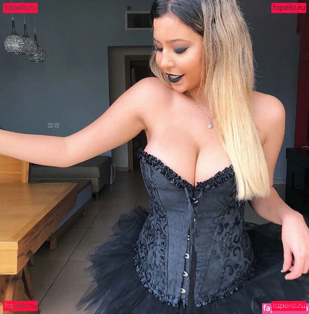 srrymom Onlyfans Photo Gallery 