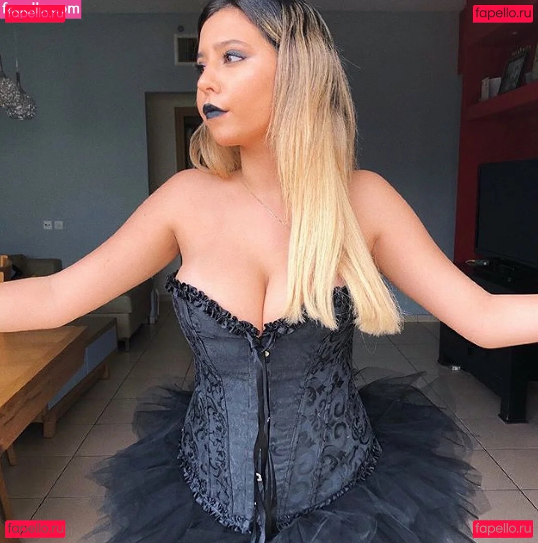 srrymom Onlyfans Photo Gallery 