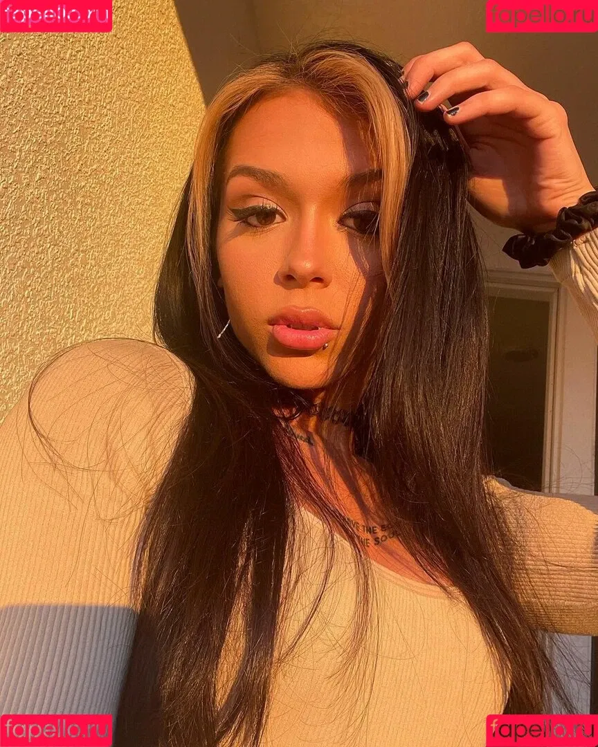 Cora Jade Onlyfans Photo Gallery 
