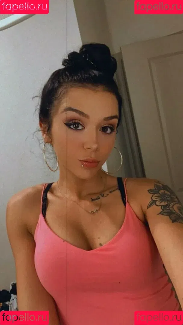 Cora Jade Onlyfans Photo Gallery 