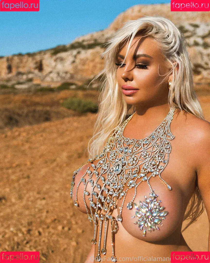 officialamandabredenfree Onlyfans Photo Gallery 