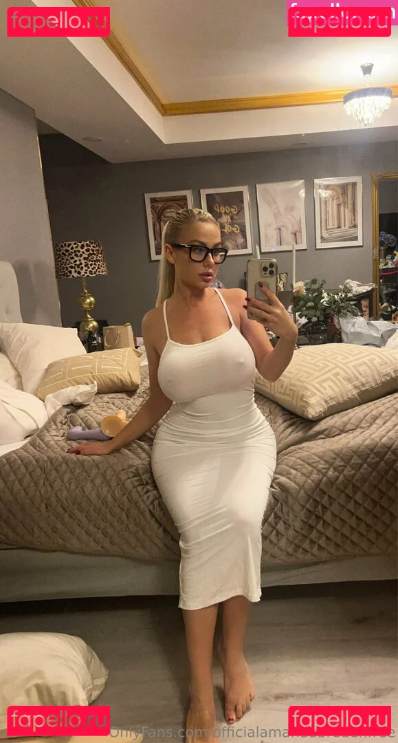officialamandabredenfree Onlyfans Photo Gallery 