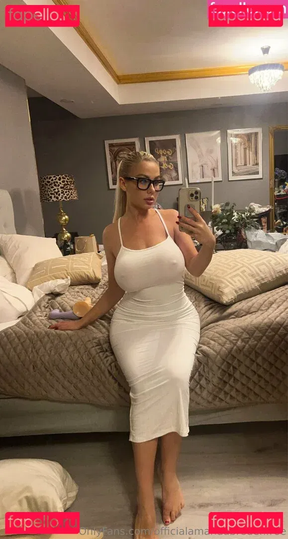 officialamandabredenfree Onlyfans Photo Gallery 