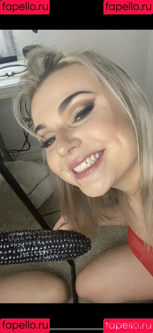 rawmisshoney Onlyfans Photo Gallery 