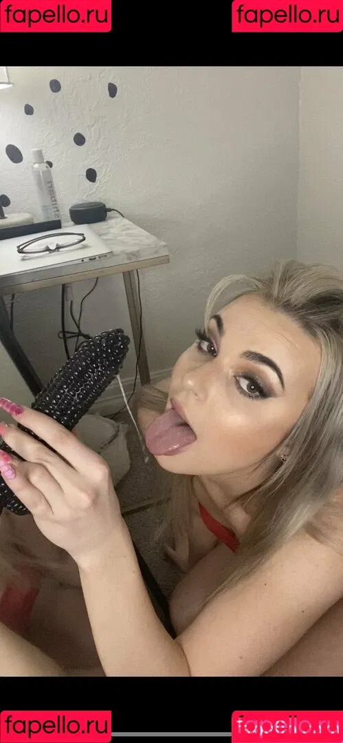 rawmisshoney Onlyfans Photo Gallery 