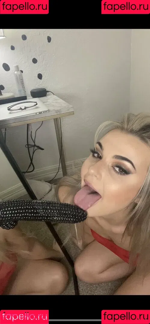 rawmisshoney Onlyfans Photo Gallery 