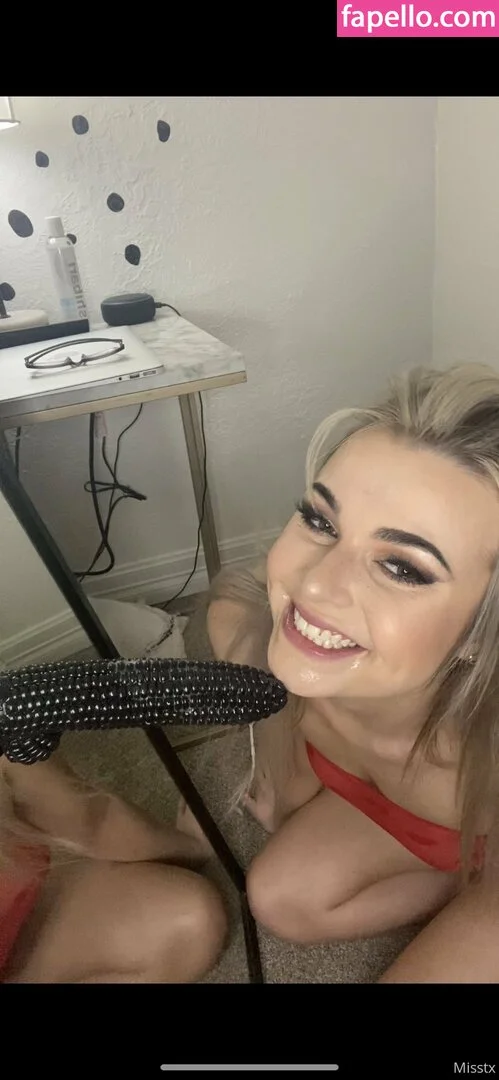 rawmisshoney Onlyfans Photo Gallery 