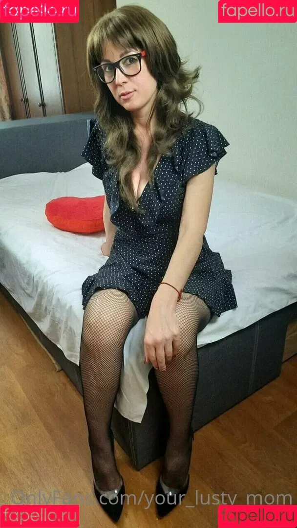 Your_lusty_mom Onlyfans Photo Gallery 