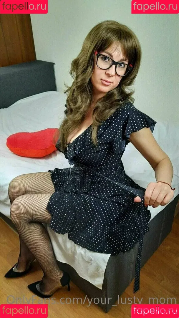 Your_lusty_mom Onlyfans Photo Gallery 