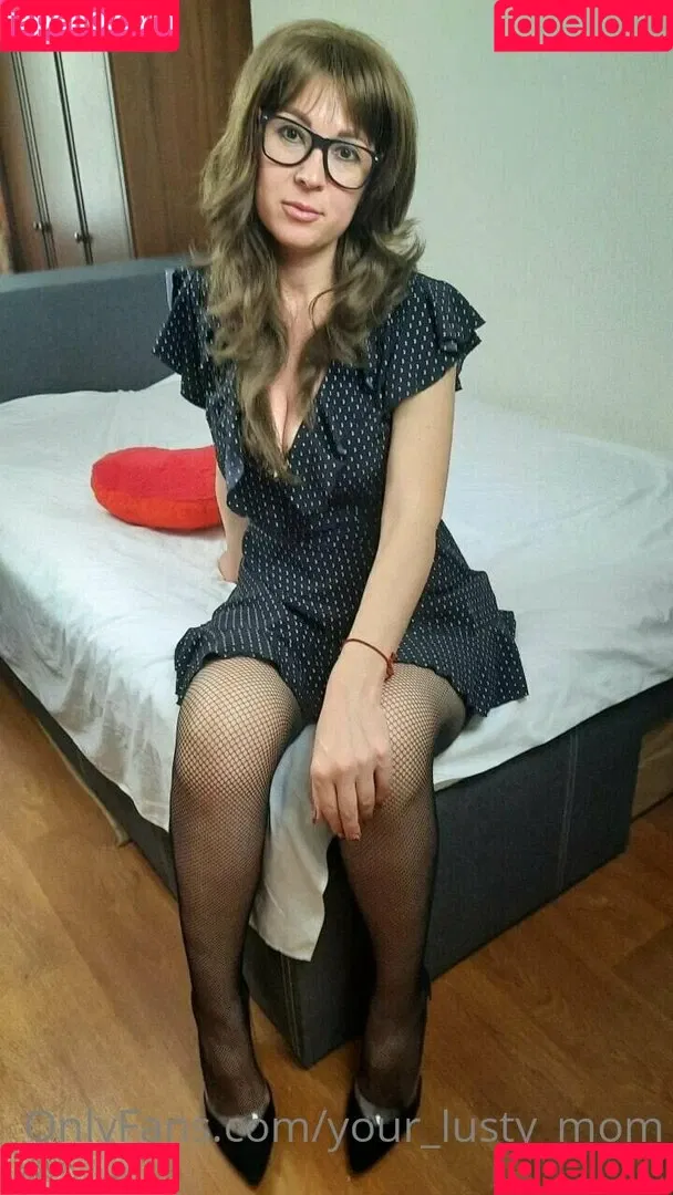 Your_lusty_mom Onlyfans Photo Gallery 