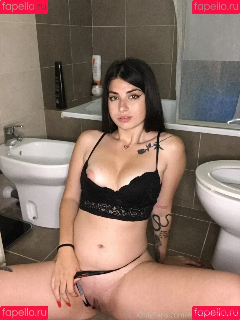 AnitaDinamitaX Onlyfans Photo Gallery 