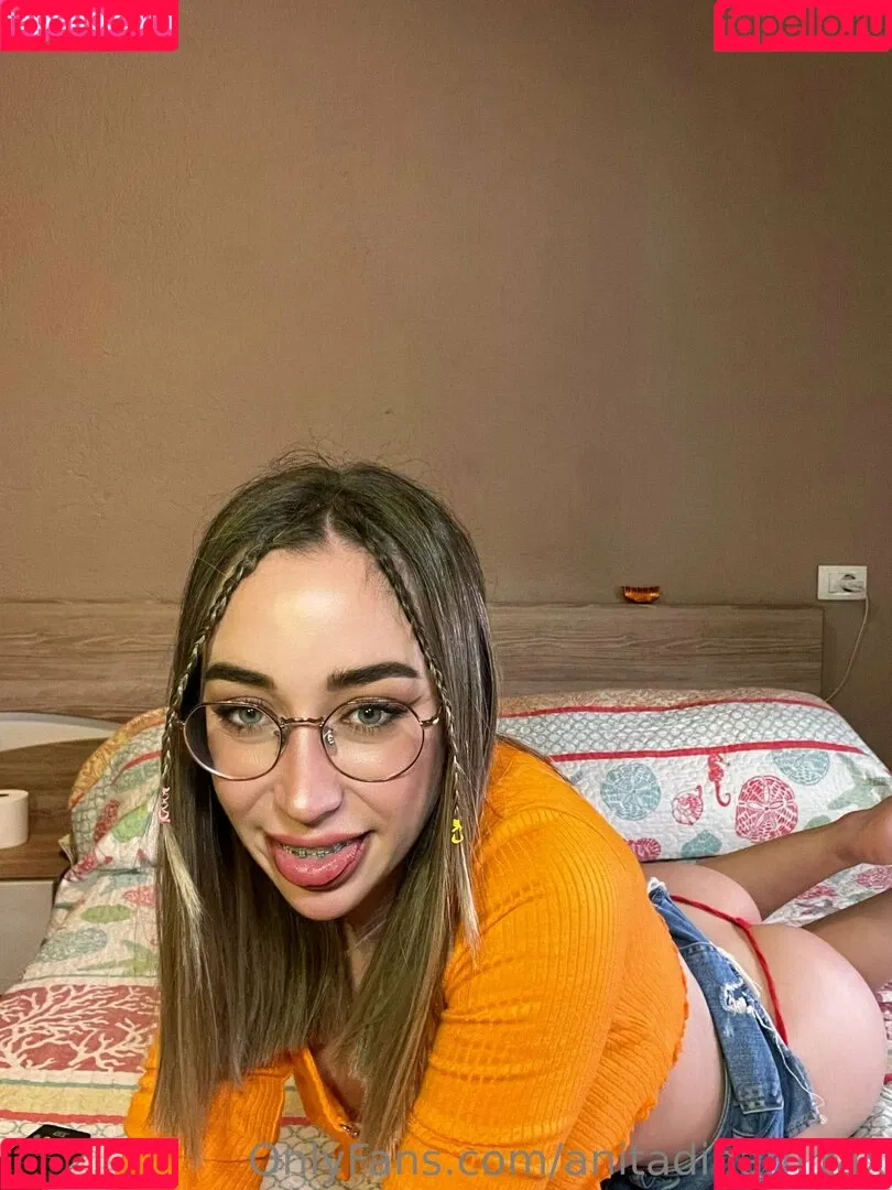 AnitaDinamitaX Onlyfans Photo Gallery 