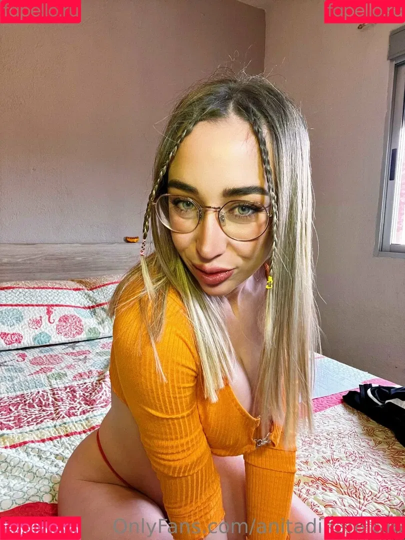 AnitaDinamitaX Onlyfans Photo Gallery 
