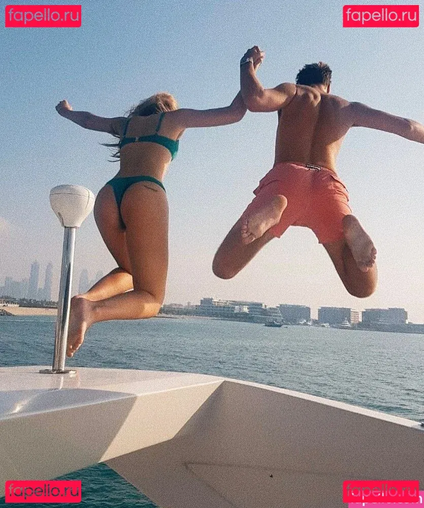 Demi Rawling Onlyfans Photo Gallery 