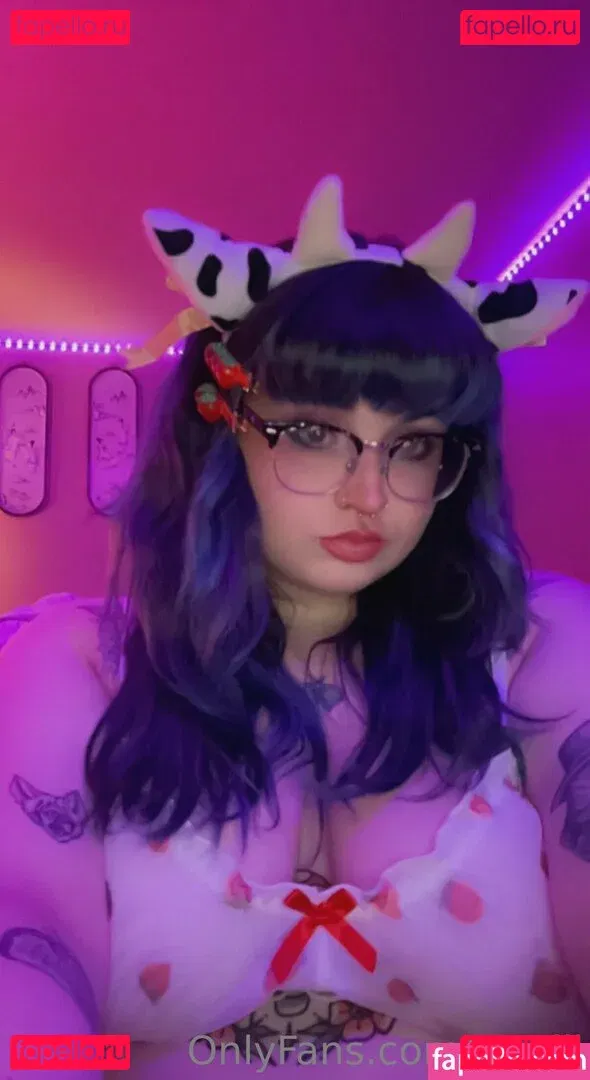 cowlil Onlyfans Photo Gallery 