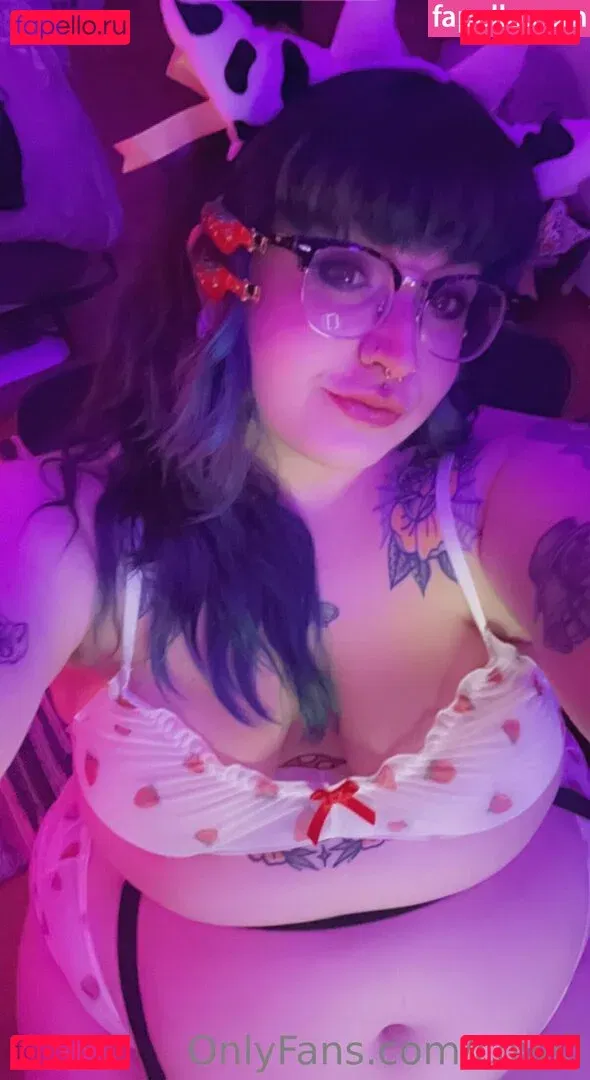 cowlil Onlyfans Photo Gallery 