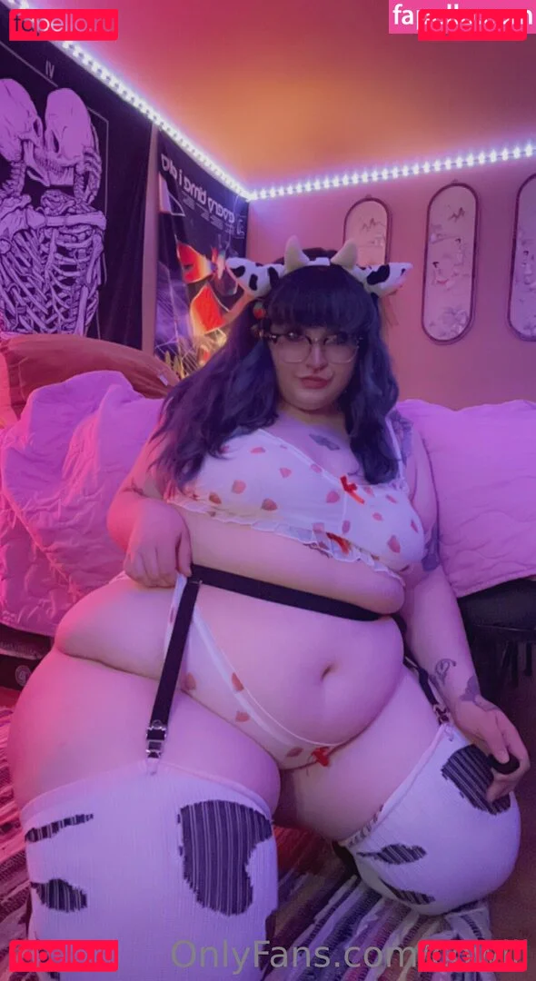 cowlil Onlyfans Photo Gallery 