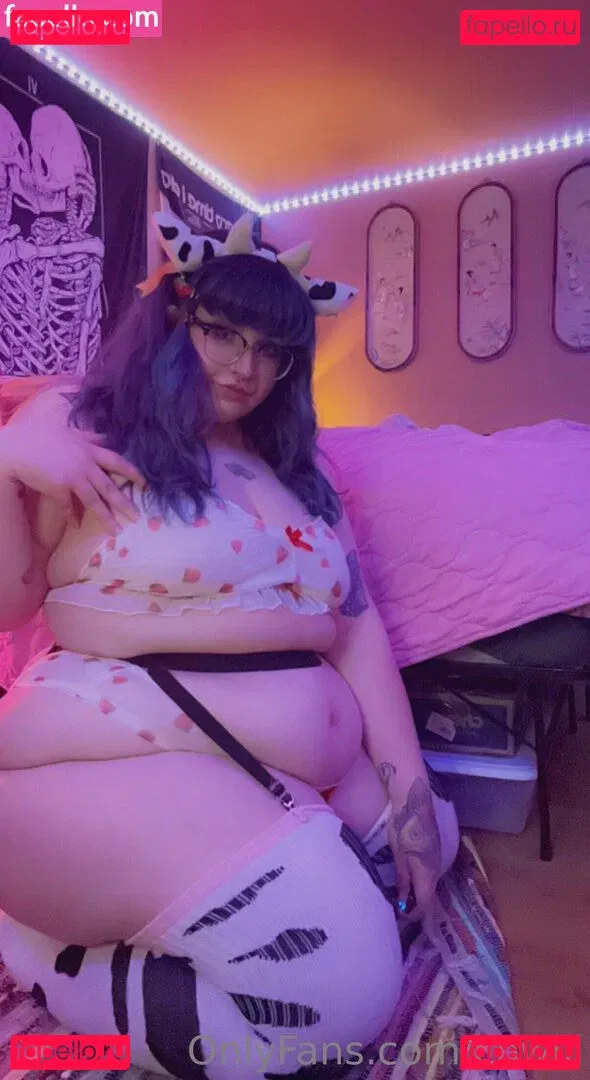 cowlil Onlyfans Photo Gallery 