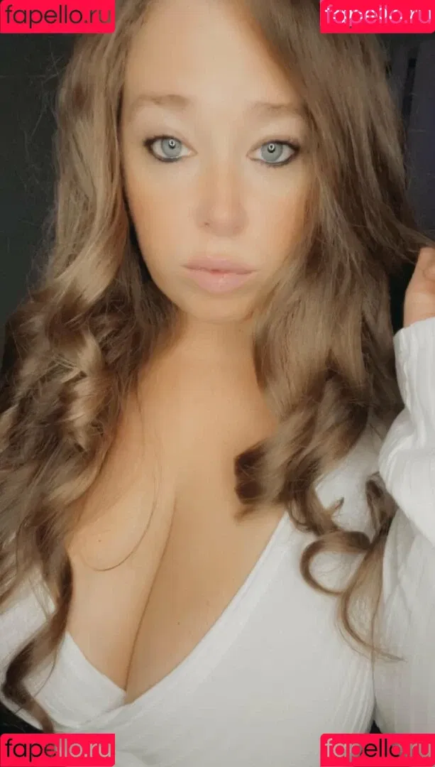 Ivy Mia Onlyfans Photo Gallery 
