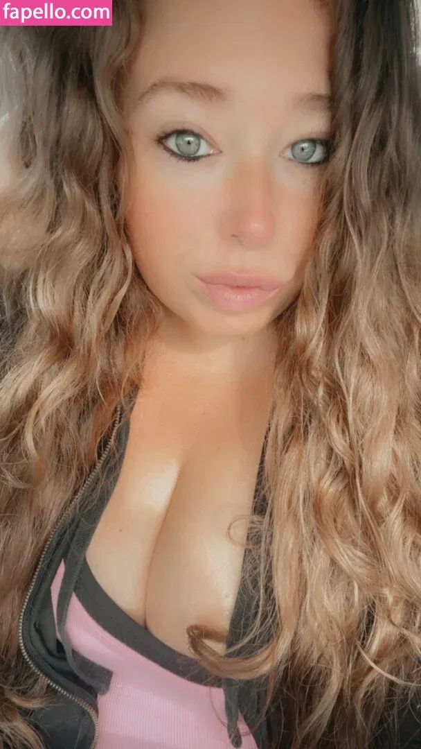 Ivy Mia Onlyfans Photo Gallery 