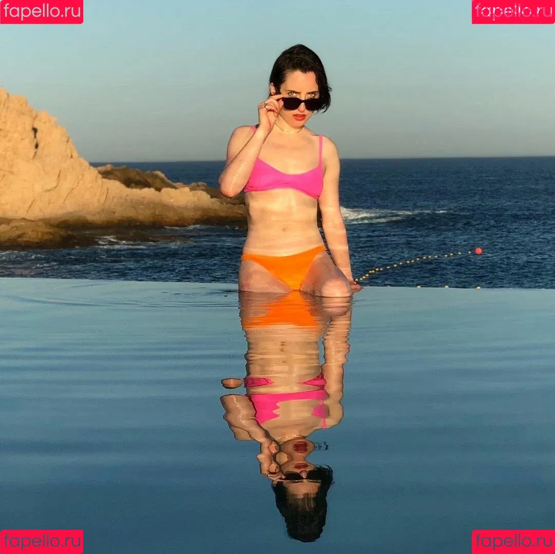 Zoe Lister Jones Onlyfans Photo Gallery 