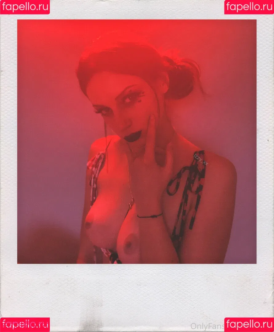 Izzy_xx Onlyfans Photo Gallery 