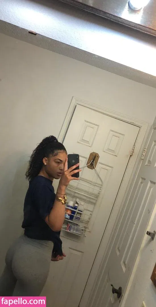 Lena26 Onlyfans Photo Gallery 